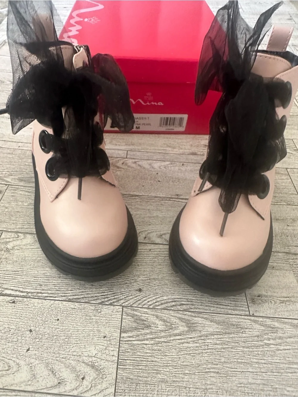 New! Nina Kids Pink Combat Boot with Black Tulle Bow side zipper size 8C